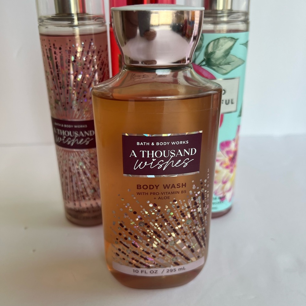 Bath & Body Works Mixed Lot (4) 1 Shower Gel, 3 Fragrance Mist, - Picture 8 of 10